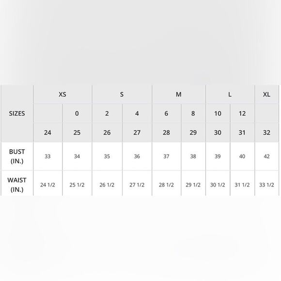 Le' AL.X Woven Crepe Straight Neck Sleeveless Cargo Suit Top in Ruby M - Picture 4 of 6